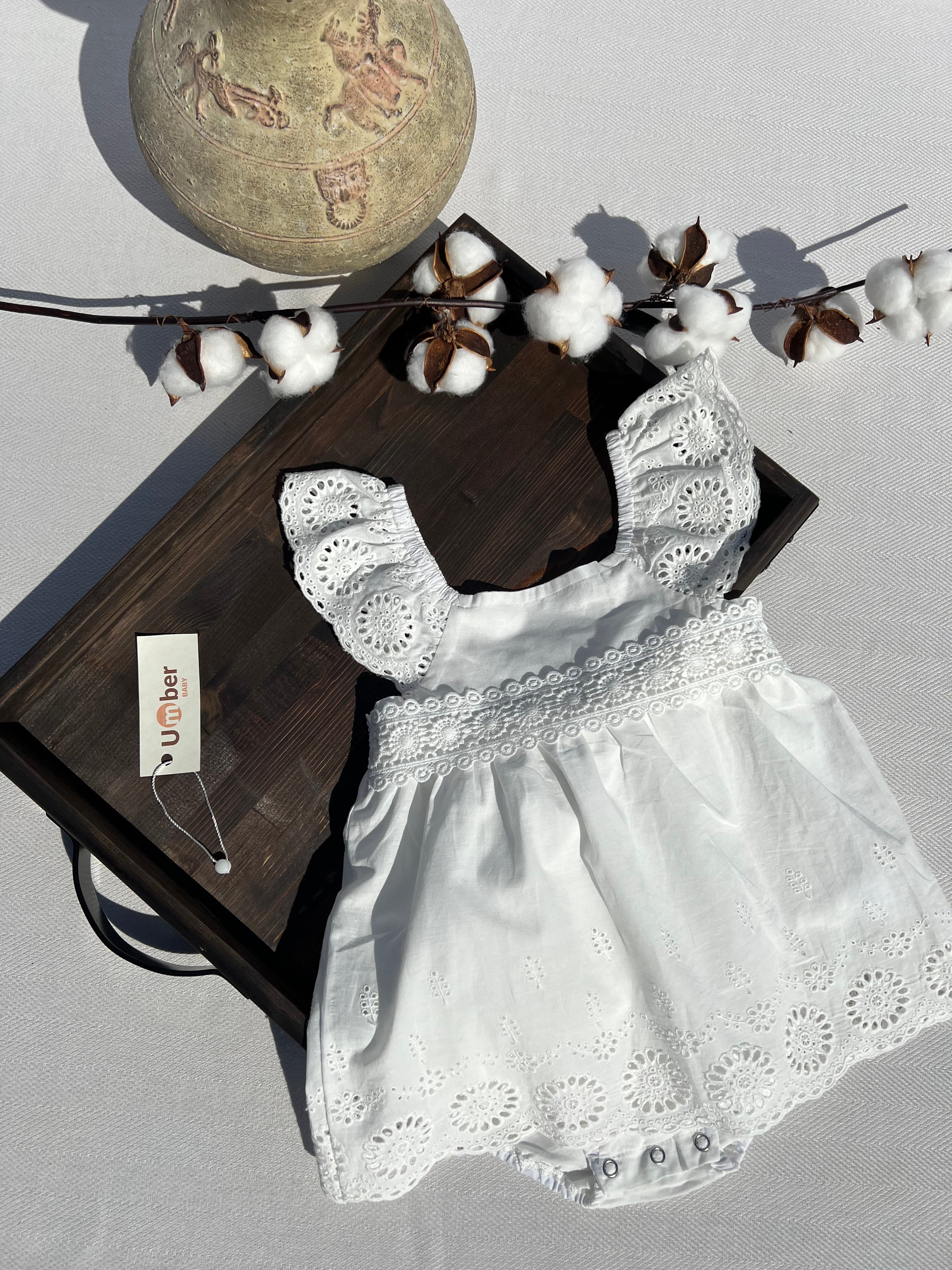 Baby fashion white eyelet dress